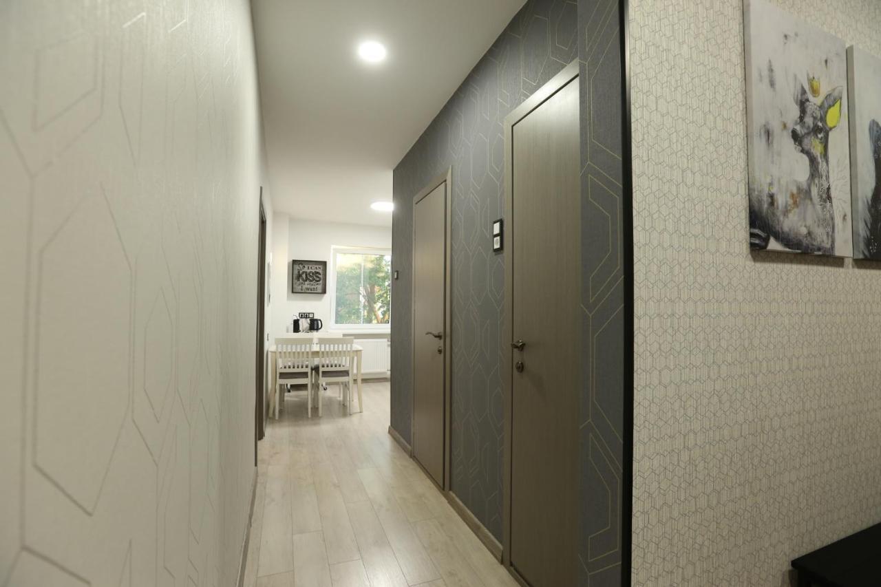 Comfy 2 Room Apartment - Free Parking - 350Mbps Wifi - Netflix Kaunas Esterno foto