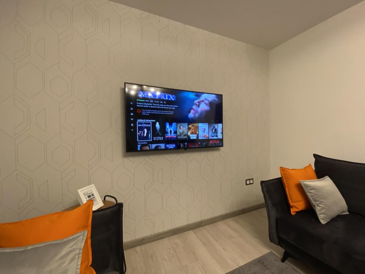 Comfy 2 Room Apartment - Free Parking - 350Mbps Wifi - Netflix Kaunas Esterno foto