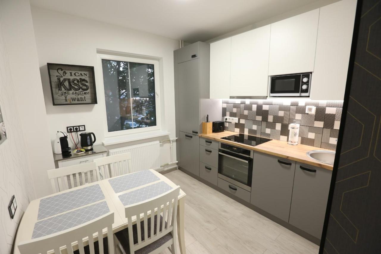 Comfy 2 Room Apartment - Free Parking - 350Mbps Wifi - Netflix Kaunas Esterno foto